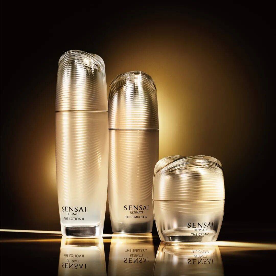 新揭幕初雪和白色花瓣好像有点配pg电子试玩平台北京迪奥之家全(图18)